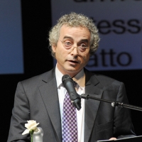 Foto Nicoloro G. 2010/07/13 Milano Al Teatro Dal Verme Undicesima edizione di " La Milanesiana ", che ha per tema " Il paradosso ". Sesta serata della rassegna di musica e letteratura. nella foto Ildefonso Falcones