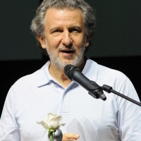 Foto Nicoloro G. 2010/07/143 Milano Al Teatro Dal Verme Undicesima edizione di " La Milanesiana ", che ha per tema " Il paradosso ". Settima serata della rassegna di musica e letteratura. nella foto Piergiorgio Odifreddi