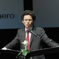 Foto Nicoloro G. 2010/07/143 Milano Al Teatro Dal Verme Undicesima edizione di " La Milanesiana ", che ha per tema " Il paradosso ". Settima serata della rassegna di musica e letteratura. nella foto Wendelin Werner