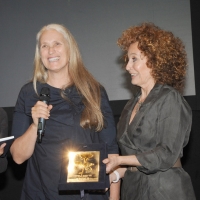 Foto Nicoloro G. 2010/07/10 Milano Al Teatro Dal Verme Undicesima edizione di " La Milanesiana ", che ha per tema " Il paradosso ". Terza serata della rassegna di musica e letteratura. nella foto Jane Campion – Renata Ranieri