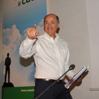 Foto Nicoloro G.  22/08/2010 Rimini, Giornata di apertura della trentunesima edizione del Meeting di Rimini dal titolo \" Quella natura che ci spinge a desiderare cose grandi e\' il cuore \". nella foto Corrado Passera