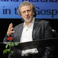 Foto Nicoloro G. 02/07/2011 Milano Settima serata della dodicesima edizione de " La Milanesiana " che quest' anno ha per tema " Bugie e Verita' ". nella foto Piergiorgio Odifreddi