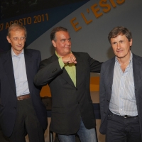Foto Nicoloro G. 25/08/2011 Rimini Quinta giornata dell' edizione 2011 del Meeting di Rimini che ha per titolo " E l' esistenza diventa una immensa certezza ". nella foto Piero Fassino – Roberto Calderoli – Gianni Alemanno