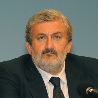 Foto Nicoloro G. 26/08/2011 Rimini Sesta giornata dell' edizione 2011 del Meeting di Rimini che ha per titolo " E l' esistenza diventa una immensa certezza ". nella foto Michele Emiliano