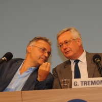 Foto Nicoloro G. 27/08/2011 Rimini Settima ed ultima giornata del Meeting di Rimini 2011 che ha per titolo " E l' esistenza diventa una immensa certezza ". nella foto Mario Mauro – Giulio Tremonti
