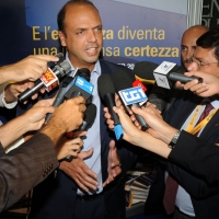 Foto Nicoloro G. 24/08/2011 Rimini Quarta giornata dell' edizione 2011 del Meeting di Rimini che ha per titolo " E l' esistenza diventa una immensa certezza ". nella foto Angelino Alfano