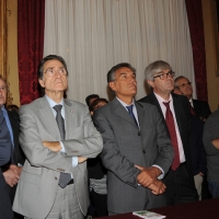 Foto Nicoloro G. 07/10/2011 Bologna Undicesima edizione della manifestazione ” Ad alta voce. Voci che leggono citta’ che ascoltano ” che quest’ anno si unisce alle celebrazioni per i 150 anni dell’ Unita’ d’Italia e quindi raccontera’ il nostro Paese con i suoi sentimenti e ricordi e speranze per il futuro. Dopo Venezia la manifestazione approda a Bologna e apre per un prologo le porte del palazzo Caprara Montpensier, sede della Prefettura. nella foto Angelo Tranfaglia – Vincenzo Stingone – Adriano Turrini