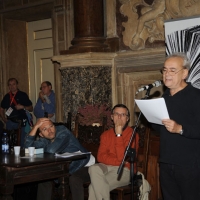 Foto Nicoloro G. 08/10/2011 Bologna Undicesima edizione della manifestazione ” Ad alta voce. Voci che leggono citta’ che ascoltano ” che quest’ anno si unisce alle celebrazioni per i 150 anni dell’ Unita’ d’Italia e quindi raccontera’ il nostro Paese con i suoi sentimenti e ricordi e speranze per il futuro. Dopo Venezia la manifestazione approda a Bologna aprendo al pubblico, con le sue lettura, luoghi prestigiosi o inusuali alla letteratura. nella foto Paolo Rumiz – Mauro Covacich – Valerio Varesi – Stefano Tassinari