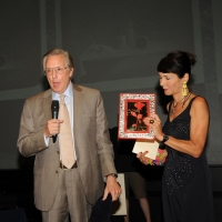 Foto Nicoloro G. 03/07/2012 Milano Continua la tredicesima edizione de ” La Milanesiana ” che quest’ anno ha per titolo ” L’ imperfezione “. La manifestazione di letteratura, musica, cinema, scienza, arte, filosofia e teatro e’ ideata e diretta da Elisabetta Sgarbi. nella foto William Friedkin – Elisabetta Sgarbi