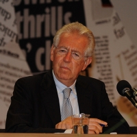 Foto Nicoloro G. 19/08/2012 Rimini Trentatreesima edizione del Meeting di Rimini, organizzato da Comunione e Liberazione, dal titolo ” La natura dell’ uomo e’ rapporto con l’ infinito “. nella foto Mario Monti