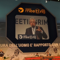 Foto Nicoloro G. 19/08/2012 Rimini Trentatreesima edizione del Meeting di Rimini, organizzato da Comunione e Liberazione, dal titolo ” La natura dell’ uomo e’ rapporto con l’ infinito “. nella foto Mario Monti e il tavolo degli oratori