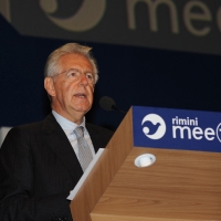 Foto Nicoloro G. 19/08/2012 Rimini Trentatreesima edizione del Meeting di Rimini, organizzato da Comunione e Liberazione, dal titolo ” La natura dell’ uomo e’ rapporto con l’ infinito “. nella foto Mario Monti