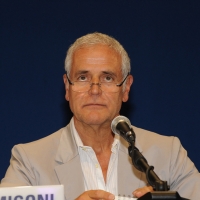 Foto Nicoloro G. 22/08/2012 Rimini Quarta giornata della trentatreesima edizione del Meeting di Rimini, organizzato da Comunione e Liberazione, dal titolo ” La natura dell’ uomo e’ rapporto con l’ infinito “. Tra i tanti dibattiti anche quello su ” Lombardia: discussione su presente e futuro ” al quale ha partecipato il governatore della Regione. nella foto Roberto Formigoni