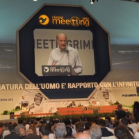 Foto Nicoloro G. 20/08/2012 Rimini Trentatreesima edizione del Meeting di Rimini, organizzato da Comunione e Liberazione, dal titolo ” La natura dell’ uomo e’ rapporto con l’ infinito “. nella foto Corrado Passera e il tavolo degli oratori