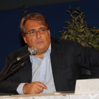 Foto Nicoloro G. 21/08/2012 Rimini Trentatreesima edizione del Meeting di Rimini, organizzato da Comunione e Liberazione, dal titolo ” La natura dell’ uomo e’ rapporto con l’ infinito “. Oggi nell’ ambito del Meeting dibattito sul tema ” Raccontare la realta’ “. nella foto Roberto Napoletano