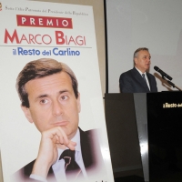 Foto Nicoloro G. 16/03/2012 Bologna Si e' svolta nella sede centrale di Bologna de " Il Resto del Carlino " la sesta edizione del " Premio Marco Biagi ", il giuslavorista ucciso dalle Nuove Brigate Rosse il 19 marzo 2002. nella foto Maurizio Sacconi