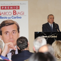 Foto Nicoloro G. 16/03/2012 Bologna Si e' svolta nella sede centrale di Bologna de " Il Resto del Carlino " la sesta edizione del " Premio Marco Biagi ", il giuslavorista ucciso dalle Nuove Brigate Rosse il 19 marzo 2002. nella foto Maurizio Sacconi