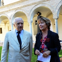 Foto Nicoloro G. 05/09/2013 Ravenna Seconda serata della terza edizione di " Dante 2021 ", un percorso di eventi, nato dalla collaborazione della Fondazione Cassa di Risparmio di Ravenna e dall' Accademia della Crusca, che va verso la celebrazione del VII centenario della morte del Sommo Poeta, che cade appunto nel 2021. Il titolo di questa edizione è " Di quella umile Italia ". nella foto  Francesco Sabatini – Nicoletta Maraschio