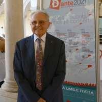 Foto Nicoloro G. 05/09/2013 Ravenna Seconda serata della terza edizione di " Dante 2021 ", un percorso di eventi, nato dalla collaborazione della Fondazione Cassa di Risparmio di Ravenna e dall' Accademia della Crusca, che va verso la celebrazione del VII centenario della morte del Sommo Poeta, che cade appunto nel 2021. Il titolo di questa edizione è " Di quella umile Italia ". nella foto Lanfranco Gualtieri