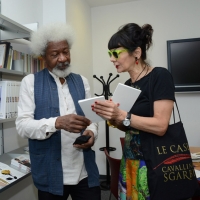 Foto Nicoloro G. 26/06/2013 Milano Ottava giornata della quattordicesima edizione de " La Milanesiana " che ha per tema " Il segreto ". nella foto Wole Soyinka – Elisabetta Sgarbi