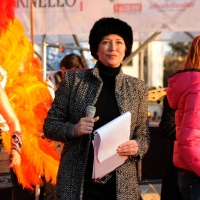 Foto Nicoloro G. 10/02/2013 Cento ( Ferrara ) E' partita l' edizione 2013 del " Cento Carnevale d' Europa " che si svolgerà nei giorni 10 - 17 - 24 febbraio e 3 marzo nonostante il sisma che ha colpito duramente la cittadina di Cento. Il Carnevale di Cento è l' unico ad essere gemellato con lo storico Carnevale di Rio de Janeiro. nella foto Tessa Gelisio 