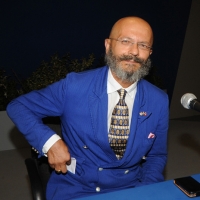 NIK_099722