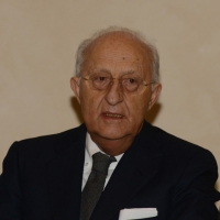 Foto Nicoloro G. 15/03/2013 Bologna Settima edizione del " Premio Marco Biagi " che ha il duplice scopo di ricordare il giuslavorista ucciso dalle brigate rosse nel 2002 e dare un sostegno a quanti, in forma volontaria e senza scopo di lucro, si adoperano per l' assistenza di persone e categorie svantaggiate. nella foto Piero Gnudi