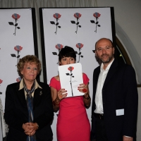 Foto Nicoloro G.  27/06/2014  Milano   Quinta giornata della quindicesima edizione de \" La Milanesiana \" che quest\' anno ha per tema la \" Fortuna \". nella foto  Elisabetta Sgarbi tra gli scrittori Dacia Maraini e Mauro Covacich.