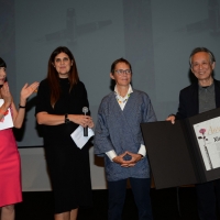 Foto Nicoloro G.  25/06/2014  Milano   Terza giornata della quindicesima edizione de \" La Milanesiana che quest\' anno ha per tema la \" Fortuna \". nella foto lo scrittore Gao Hingjian  riceve dalla Mont Blanc il premio  \" Protagonisti del cambiamento \".