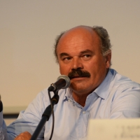 Foto Nicoloro G.   25/08/2014  Rimini     Seconda giornata della XXXV edizione del Meeting per l' amicizia fra i popoli. nella foto il presidente di Eataly Oscar Farinetti che ha preso parte al dibattito " La cultura alimentare italiana: una tradizione innovativa ".