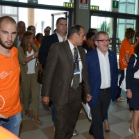 Foto Nicoloro G.   29/08/2014  Rimini      Sesta giornata della XXXV edizione del Meeting per l' amicizia fra i popoli. nella foto il governatore della Lombardia Roberto Maroni al suo arrivo in Fiera.