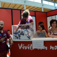 Foto Nicoloro G.   30/08/2014  Rimini   Settima ed ultima giornata della XXXV edizione del Meeting per l' amicizia fra i popoli. nella foto un momento dell' estrazione della tradizionale Lotteria del Meeting.