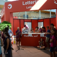 Foto Nicoloro G.   30/08/2014  Rimini   Settima ed ultima giornata della XXXV edizione del Meeting per l' amicizia fra i popoli. nella foto un momento dell' estrazione della tradizionale Lotteria del Meeting.