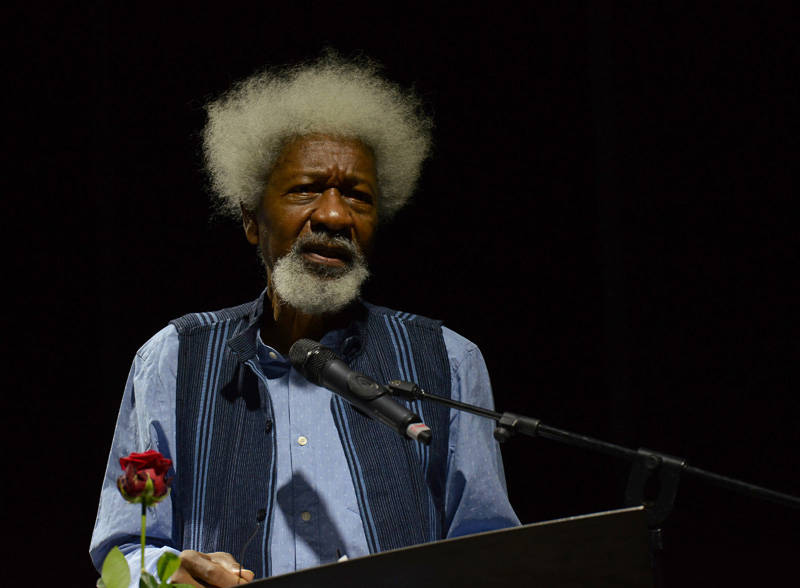 Foto Nicoloro G.  27/06/2015  Milano    Sesta serata della sedicesima edizione de \" La Milanesiana \" che ha per titolo \" Manie e ossessioni \". nella foto il premio Nobel Wole Soyinka.