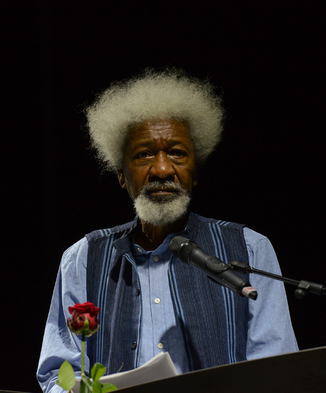 Foto Nicoloro G.  27/06/2015  Milano    Sesta serata della sedicesima edizione de " La Milanesiana " che ha per titolo " Manie e ossessioni ". nella foto il premio Nobel Wole Soyinka.