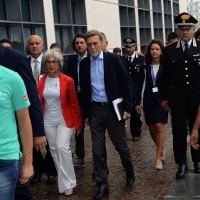 Foto Nicoloro G.   24/08/2015    Rimini    Quinta giornata dell' edizione 2015 del Meeting di C.L. dal titolo ' Di che è mancanza questa mancanza, cuore, che a un tratto ne sei pieno ? '. nella foto il ministro Graziano Delrio che ha partecipato al dibattito 'Scommettere e investire in Italia' accolto dal prefetto di Rimini Giuseppa Strano.