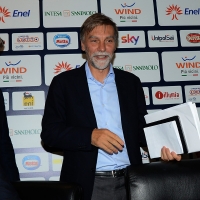 Foto Nicoloro G.   24/08/2015    Rimini    Quinta giornata dell' edizione 2015 del Meeting di C.L. dal titolo ' Di che è mancanza questa mancanza, cuore, che a un tratto ne sei pieno ? '. nella foto il ministro Graziano Delrio che ha partecipato al dibattito 'Scommettere e investire in Italia'.
