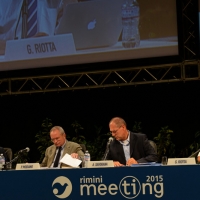 Foto Nicoloro G.   22/08/2015    Rimini  Terza giornata dell' edizione 2015 del Meeting di C.L. dal titolo ' Di che è mancanza questa mancanza, cuore, che a un tratto ne sei pieno ? '. nella foto il tavolo del dibattito dal titolo ' Incontrare don Giussani oggi ' da sinistra Massimo Borghesi,  Pietro Modiano, Alberto Savorana e Gianni Riotta.