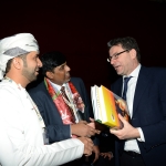 Foto Nicoloro G.27/03/2019   Ravenna   XIV edizione dell' OMC - Offshore Mediterranean Conference -. nella foto il sottosegretario Giancarlo Giorgetti riceve in dono da rappresentanti della delegazione dell' Oman due volumi illustrati del loro Paese.