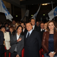 Foto Nicoloro G. 03/03/2012 Milano Congresso del PdL per l’ elezione del coordinatore cittadino. nella foto Licia Ronzulli – Silvio Berlusconi – Daniela Santanche'