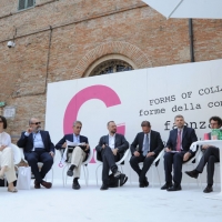 Foto Nicoloro G. 20/05/2011 Faenza (RA) Apertura ufficiale della quarta edizione del ” Festival dell’ Arte Contemporanea ” che si svolge a Faenza dal 20 al 22 maggio e che ha per tema ” Forme della committenza “. nella foto Autorità e addetti ai lavori presenti all\'inaugurazione