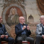 Foto Nicoloro G.   Fusignano ( Ravenna )   04/11/2021   Evento di chiusura della mostra \' Oltre il sogno. L\' emozione del calcio totale di Arrigo Sacchi \'. Dialogo fra tre allenatori sul calcio di ieri, di oggi e di domani. nella foto da sinistra Alberto Zaccheroni, Arrigo Sacchi e Marcello Lippi.