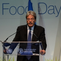 Foto Nicoloro G.   16/10/2015    Milano  In occasione della Giornata Mondiale dell' Alimentazione si e' svolto in Expo un incontro al quale hanno preso parte il Capo di Stato e il segretario generale delle Nazioni Unite. nella foto il ministro Paolo Gentiloni.
