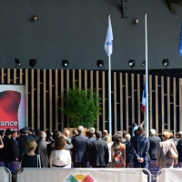 Foto Nicoloro G.  21/06/2015  Milano  Giornata della Francia e visita all\' Expo del presidente della Repubblica francese. nella foto l\' alza bandiera della Francia all\' arrivo del suo presidente Francois Hollande.