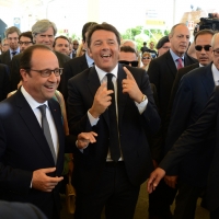 Foto Nicoloro G.  21/06/2015  Milano  Visita all\' Expo del presidente della Repubblica francese. nella foto il presidente Francois Hollande con il premier Matteo Renzi.