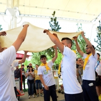 Foto Nicoloro G.  20/06/2015  Milano   Realizzata la pizza più lunga del mondo all' Expo 2015. nella foto esperti pizzaioli si esibiscono in esercizi di abilitÃ  con la pasta per le pizze.