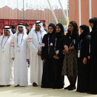 Foto Nicoloro G.   05/05/2015    Milano   Expo Milano 2015 si apre al mondo e si mette in mostra. nella foto davanti al padiglione degli Emirati Arabi in posa per una foto ricordo.
