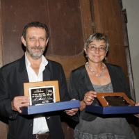 Foto Nicoloro G. 19/06/2011 Forlimpopoli (FC) Nell\' ambito della quindicesima Festa Artusiana e del centenario artusiano serata di consegna del tradizionale \" Premio Marietta ad honorem \" al giornalista Michele Serra e alla gastronoma Paola Gho. nella foto Michele Serra – Paola Gho