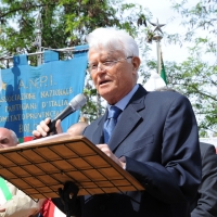 Foto Nicoloro G. 25/04/2011 Marzabotto (BO) Per il 25 Aprile " Festa della Liberazione " cerimonia di commemorazione delle vittime della strage nazifascista di Marzabotto. nella foto Il discorso di Gian Carlo Caselli