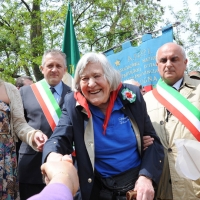 Foto Nicoloro G. 25/04/2011 Marzabotto (BO) Per il 25 Aprile \" Festa della Liberazione \" cerimonia di commemorazione delle vittime della strage nazifascista di Marzabotto. nella foto Marco Mastacchi – Margherita Hack – Romano Franchi